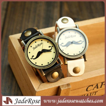 Montre à quartz moustache à la mode 2014